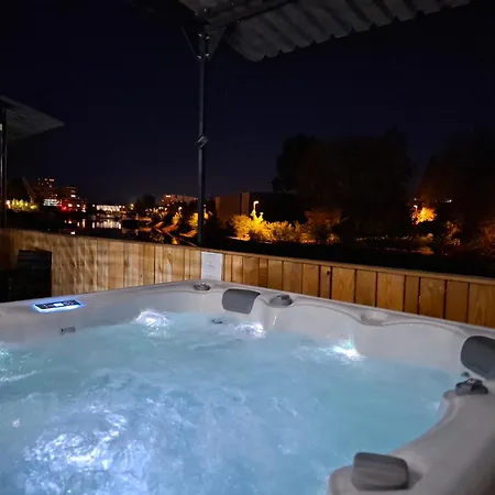 Appartement La Peniche De Fabrice Avec Jacuzzi Privatif